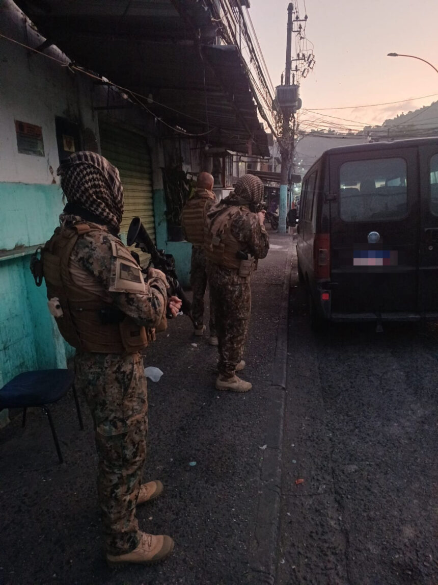 Bope faz operação na Serrinha, em Madureira