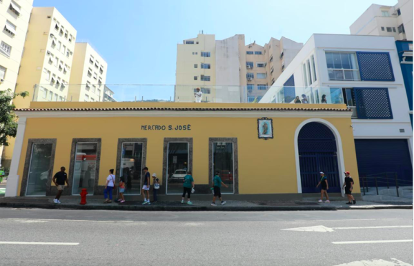 Mercadinho São José voltou a funcionar, depois de sete anos abandonado
