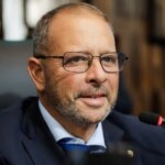 'Botão do pânico': iniciativa de Delaroli vira lei e vai garantir segurança a profissionais da saúde